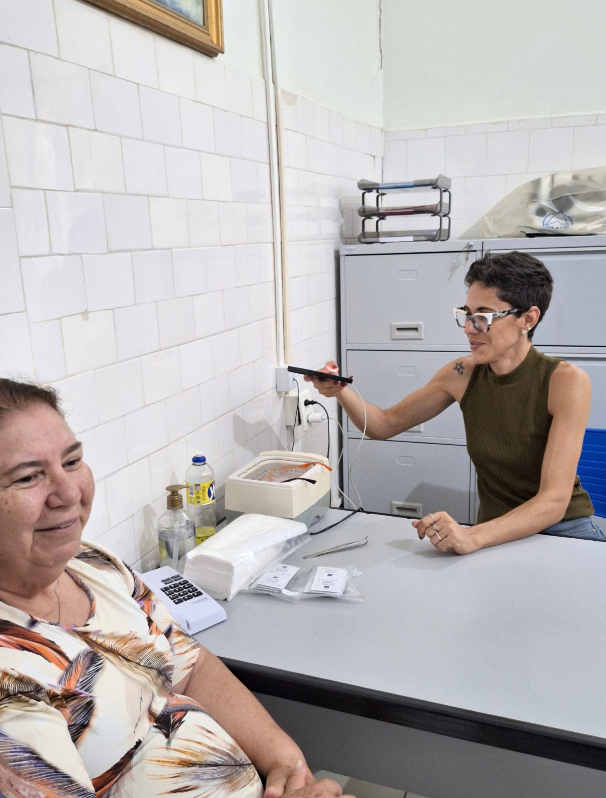 Bem-Estar Visual e Foco Total – Limpeza dos Óculos de toda a Equipe